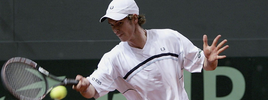 Andy Murray playing a forehand